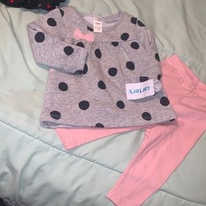 Baby girl outfit size 12M